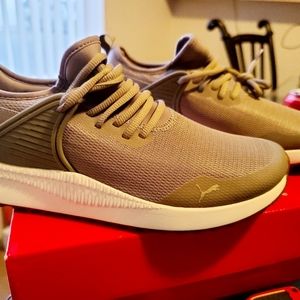 Puma Men 7 Women 8 -8.5